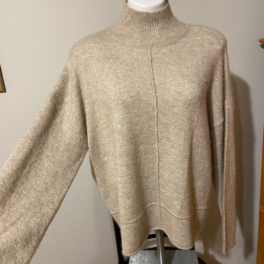 Max Studio Medium Polyester Spandex Super Soft Sw… - image 1